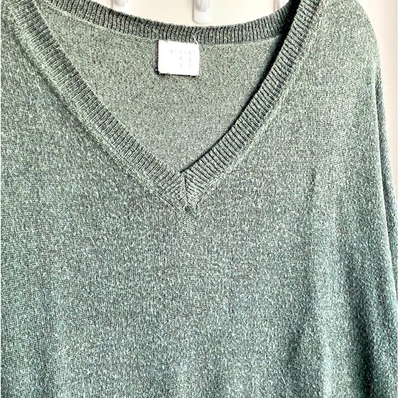 A New Day Sweater Green - Picture 6 of 6